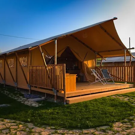 Agriturismo La Viola E Il Sole ラグジュアリーテント